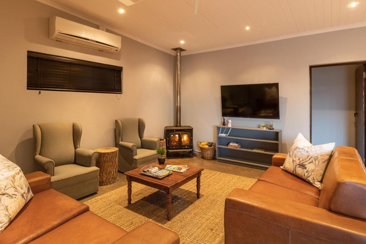 Holiday home Steenbok Farm -mongoose *