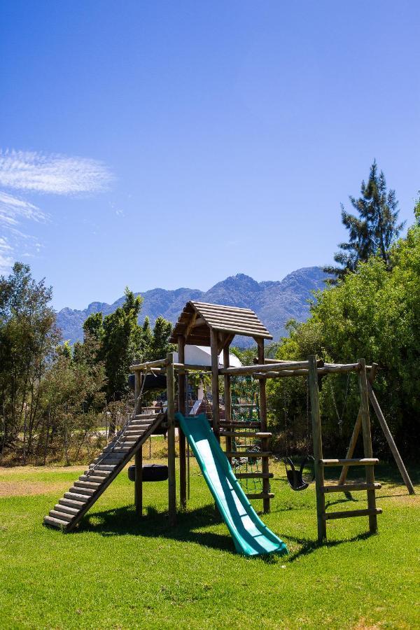 Holiday home Steenbok Farm -mongoose *